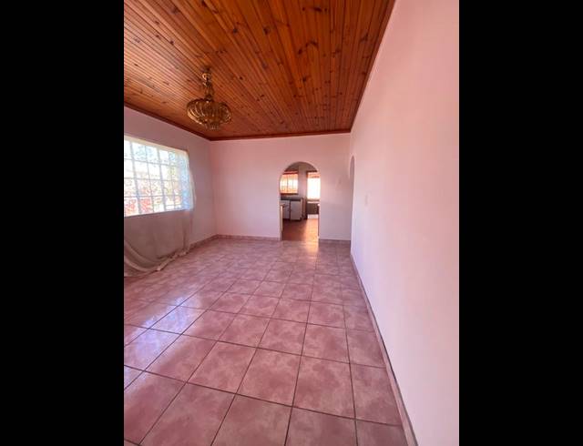 3 BEDROOM HOUSE FOR SALE IN NORTHDALE